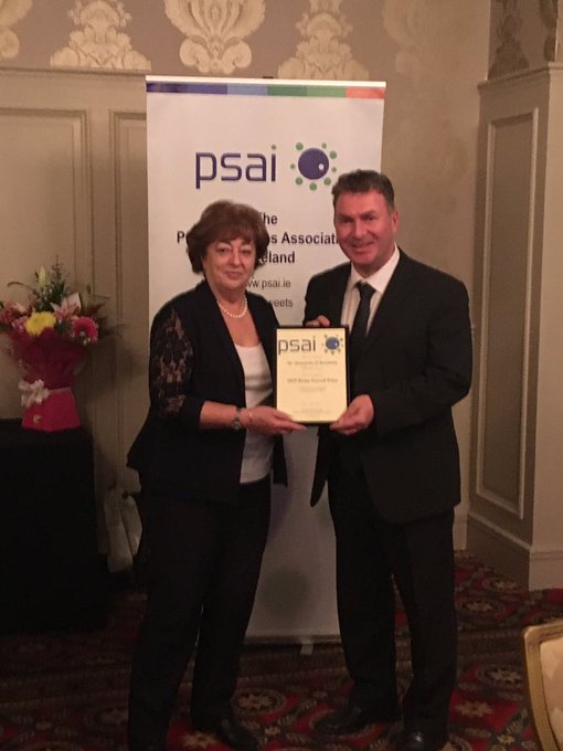 Book award is presented at PSAI conference